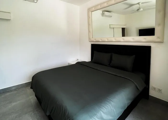 Aora Bingin Large 4 Bedroom Uluwatu (Bali)